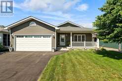 11 WINDWARD WAY N | Goderich Ontario | Slide Image Two