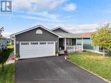 11 WINDWARD WAY N | Goderich Ontario | Slide Image Three