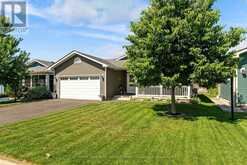 11 WINDWARD WAY N | Goderich Ontario | Slide Image Four