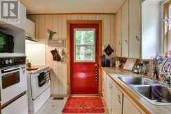 1079 HEWLITT ROAD | Bracebridge Ontario | Slide Image Eight