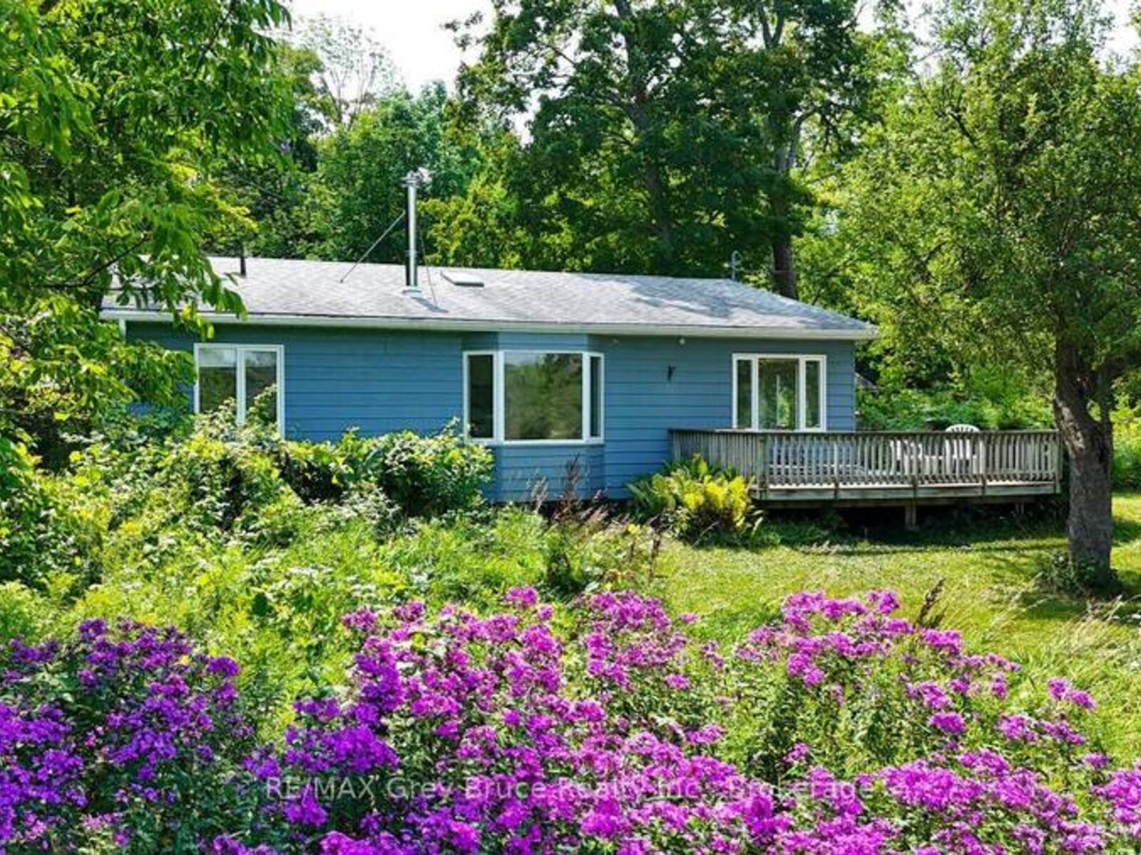 65 LAWRENCE ROAD, Georgian Bluffs, Ontario N0H 2T0