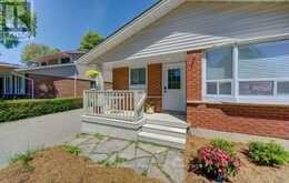 136 DUNSMERE DRIVE | Kitchener Ontario | Slide Image Three
