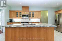60 MARTYN DRIVE | Wasaga Beach Ontario | Slide Image Nine