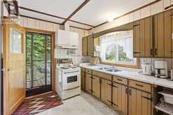 1423 DEER LAKE NARROWS ROAD | Lake of Bays Ontario | Slide Image Fifteen