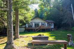 1423 DEER LAKE NARROWS ROAD | Lake of Bays Ontario | Slide Image Five