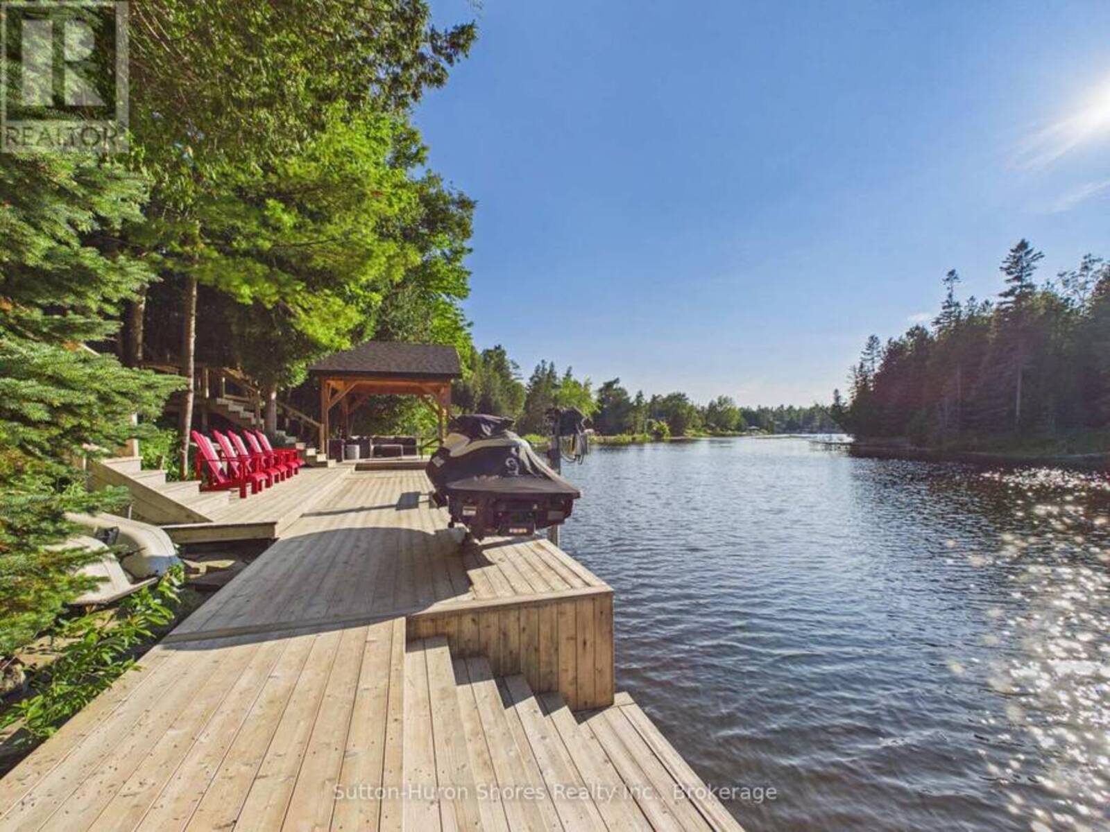 1264 SAUBLE FALLS ROAD, Sauble Beach, Ontario N0H 2G0