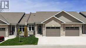 25 - 552 DURHAM STREET | Kincardine Ontario | Slide Image Two