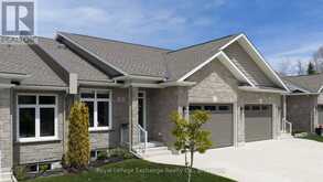 25 - 552 DURHAM STREET | Kincardine Ontario | Slide Image Forty-seven