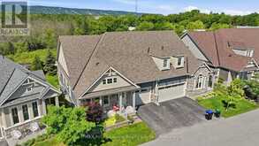 34 KARI CRESCENT | Collingwood Ontario | Slide Image Two