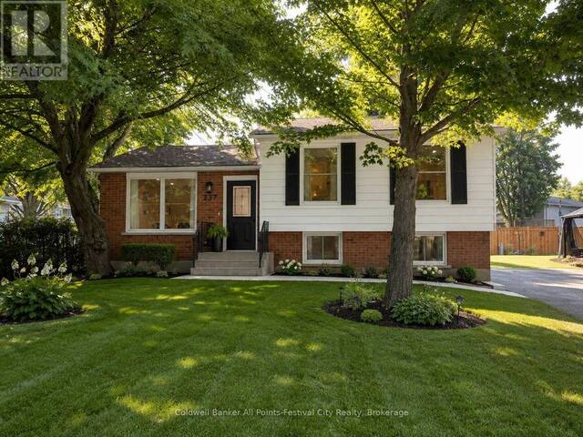 237 WELLINGTON STREET West Perth Ontario, N0K 1N0 - 4 Bedrooms Home For Sale