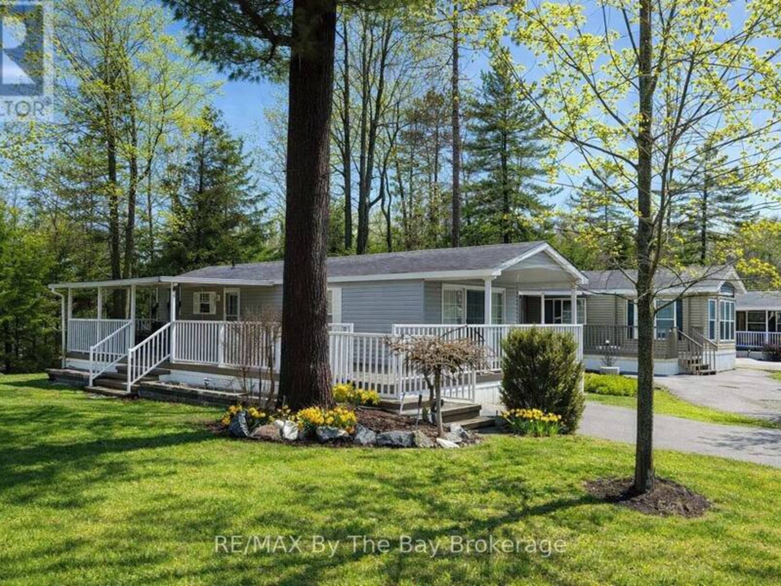 32 TEMAGAMI TRAIL, Wasaga Beach, Ontario L9Z 1X7