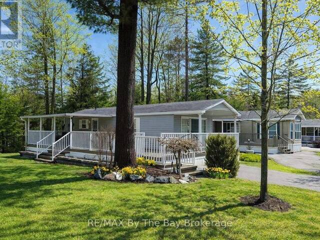 32 TEMAGAMI TRAIL Wasaga Beach Ontario, L9Z 1X7 - 2 Bedrooms Home For Sale