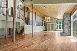 1064 ROAD 3200 | Gravenhurst Ontario | Slide Image Seventeen