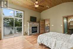 1064 ROAD 3200 | Gravenhurst Ontario | Slide Image Twenty-two