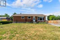 382 HURON ROAD | Goderich Ontario | Slide Image Three