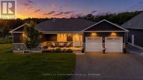 39 WINDOVER DRIVE | Minden Hills Ontario | Slide Image Two