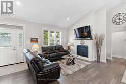 39 WINDOVER DRIVE | Minden Hills Ontario | Slide Image Four