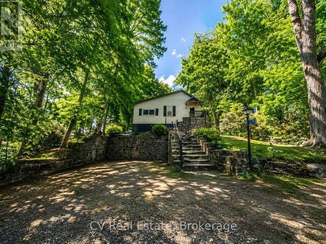5 - 1117 BERT SIMS ROAD N Utterson Ontario, P0B 1M0 - 2 Bedrooms Waterfront Home For sale