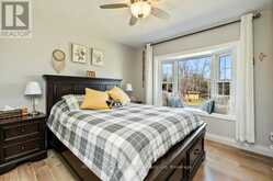 5 MEHARG DRIVE | McKellar Ontario | Slide Image Sixteen
