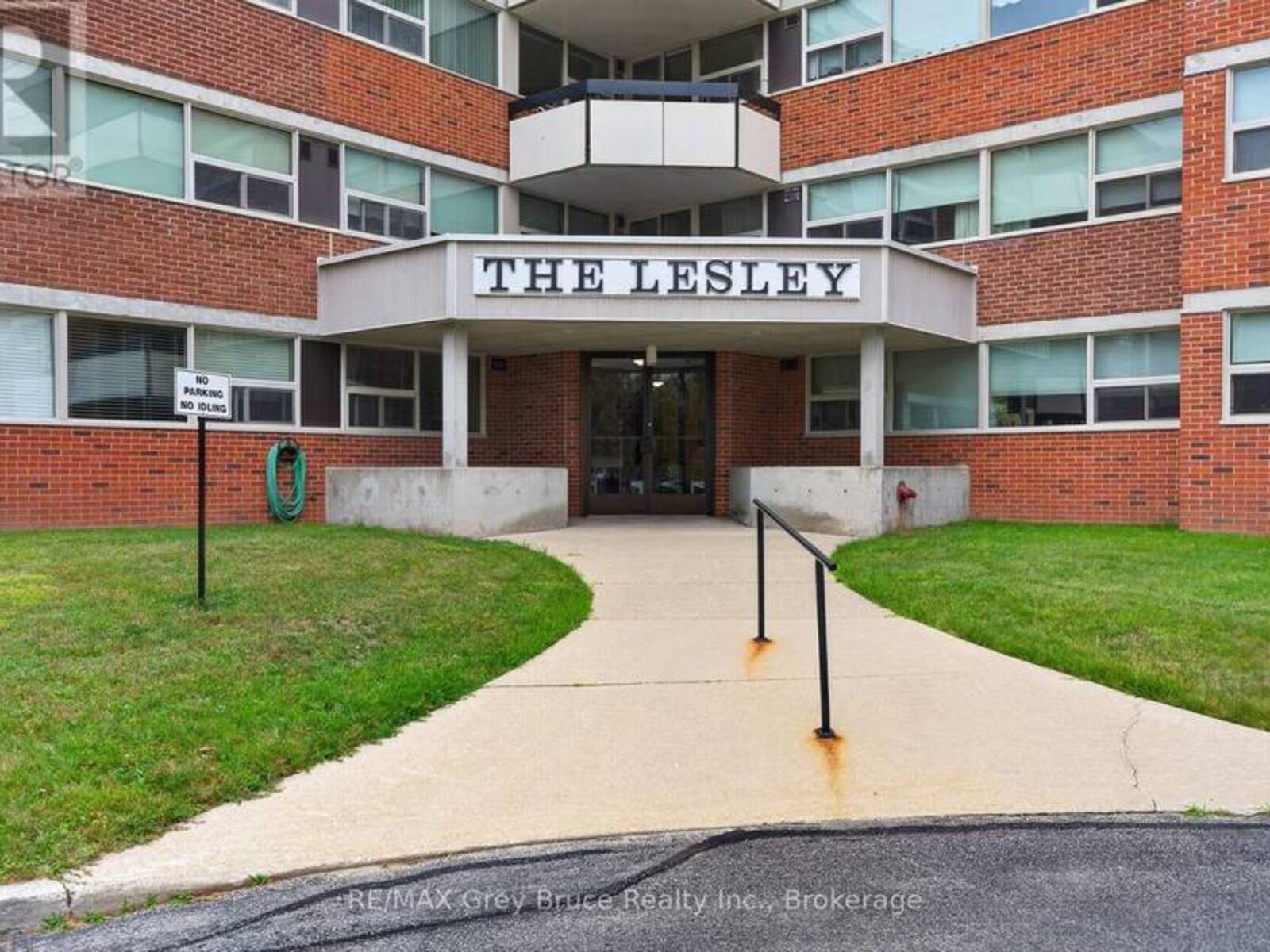 208 - 860 9TH STREET E, Owen Sound, Ontario N4K 1R2