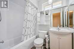 15 - 201 SILVERCREEK PARKWAY N | Guelph Ontario | Slide Image Sixteen