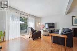 15 - 201 SILVERCREEK PARKWAY N | Guelph Ontario | Slide Image Five