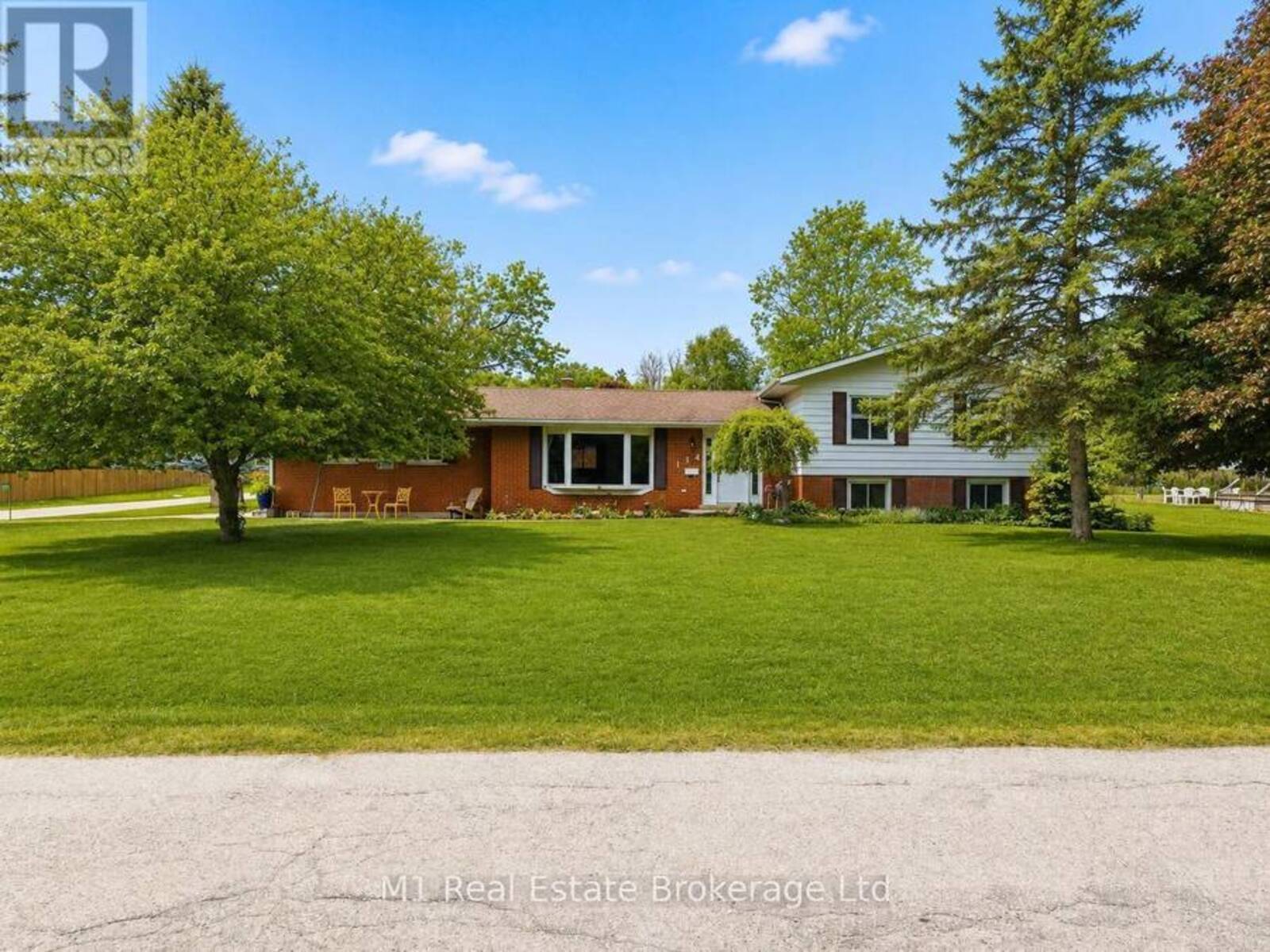 114 ANGELICA STREET, Fergus, Ontario N1M 2Z6