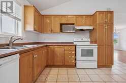 4 HAYWARD CRESCENT | Guelph Ontario | Slide Image Fifteen