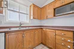 4 HAYWARD CRESCENT | Guelph Ontario | Slide Image Sixteen