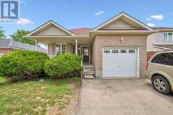 4 HAYWARD CRESCENT | Guelph Ontario | Slide Image Three