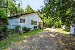 10 BROOKSIDE DRIVE | Tiny Ontario | Slide Image Eight