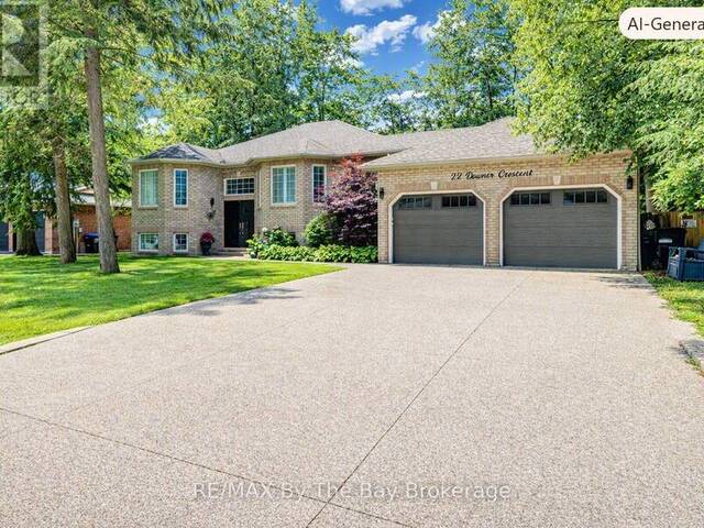 22 DOWNER CRESCENT Wasaga Beach Ontario, L9Z 1C2 - 4 Bedrooms Home For Sale
