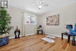 16 MUNDY AVENUE | Tiny Ontario | Slide Image Twelve