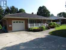 115 BROWN'S LANE | Walkerton Ontario | Slide Image Three
