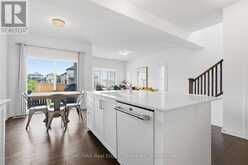 50 FERRIS CIRCLE | Guelph Ontario | Slide Image Six