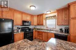 37 SUSSEX SQUARE | Owen Sound Ontario | Slide Image Seventeen