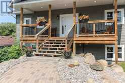 1 PARK STREET | Penetanguishene Ontario | Slide Image Three