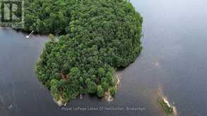 11440 KUSHOG LAKE WAO ISLAND | Haliburton Ontario | Slide Image Three