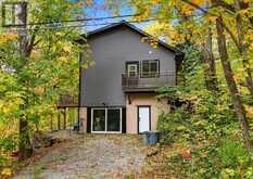 1755 SKYLINE DRIVE | Huntsville Ontario | Slide Image Thirteen