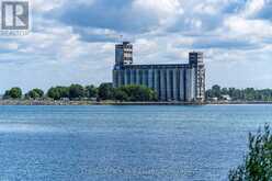 9 CRANBERRY SURF | Collingwood Ontario | Slide Image Twenty-one