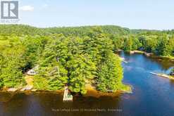 1015 GOODLIFE LANE | Lake of Bays Ontario | Slide Image Four