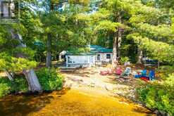 1015 GOODLIFE LANE | Lake of Bays Ontario | Slide Image Seven