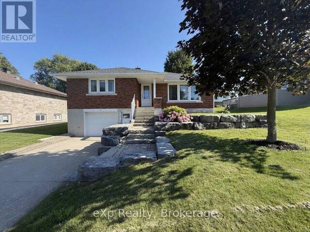 13 BROWNS AVENUE Walkerton Ontario, N0G 2V0 - 3 Bedrooms Home For Sale