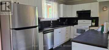 2896 BRUNEL ROAD | Huntsville Ontario | Slide Image Twelve