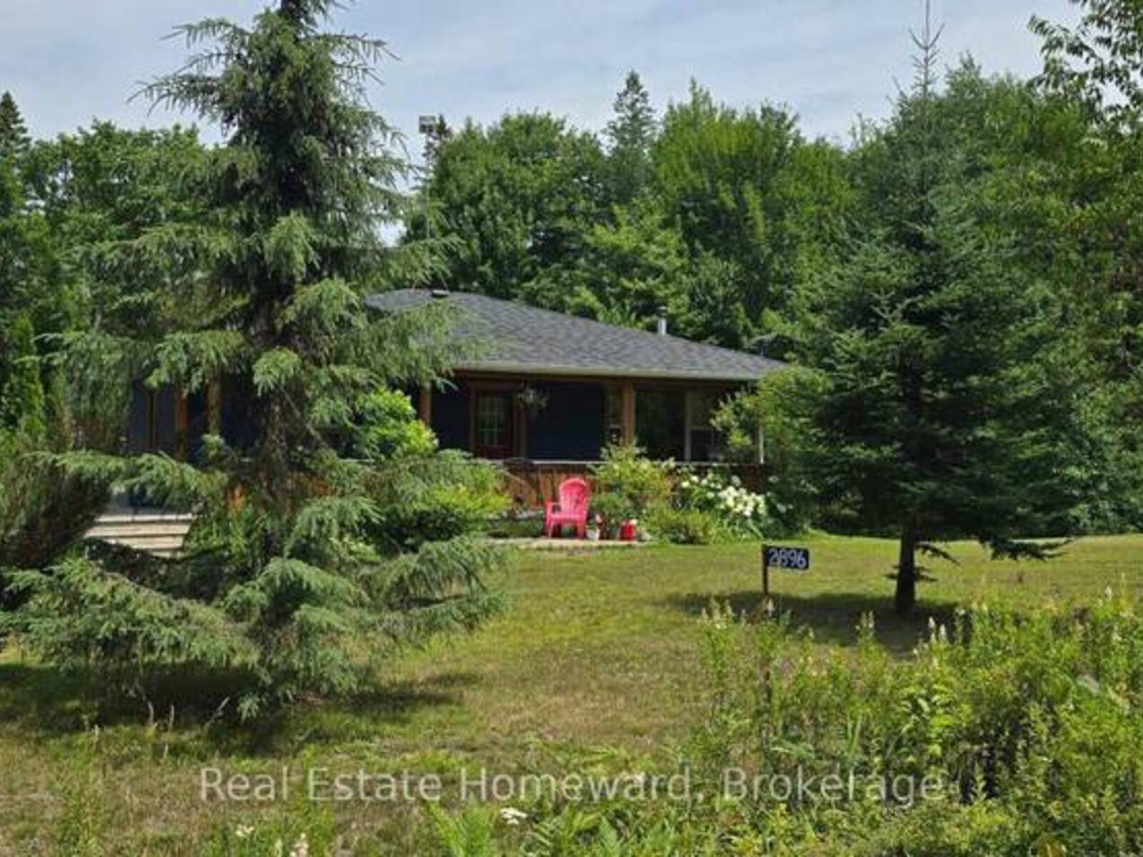 2896 BRUNEL ROAD, Huntsville, Ontario P1H 2J3