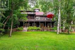 90 SWALLOWDALE ROAD | Huntsville Ontario | Slide Image Two