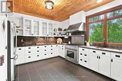 90 SWALLOWDALE ROAD | Huntsville Ontario | Slide Image Twenty