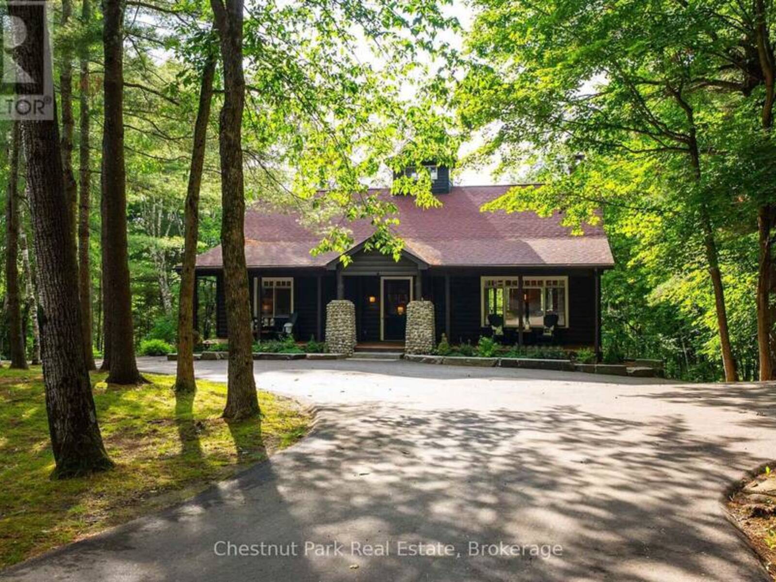 90 SWALLOWDALE ROAD, Huntsville, Ontario P1H 0A5