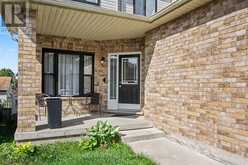 52 WASHBURN DRIVE | Guelph Ontario | Slide Image Three