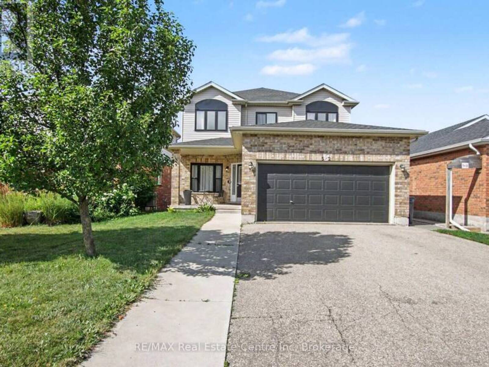 52 WASHBURN DRIVE, Guelph, Ontario N1E 0B2